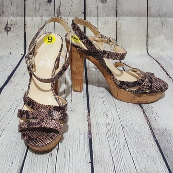 MARC FISHER Snakeskin Strappy Cork Sandals 9 NEW - Picture 7 of 8